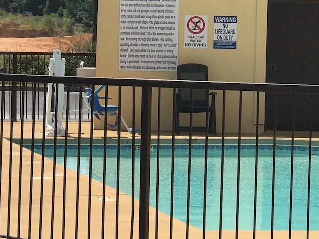 Days Inn & Suites By Wyndham Augusta Near Fort Eisenhower Exteriör bild