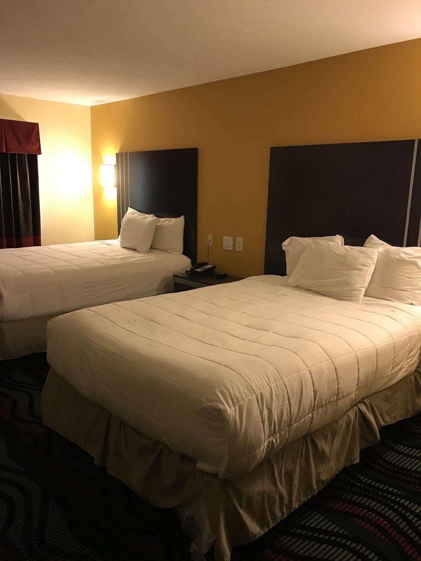 Days Inn & Suites By Wyndham Augusta Near Fort Eisenhower Exteriör bild